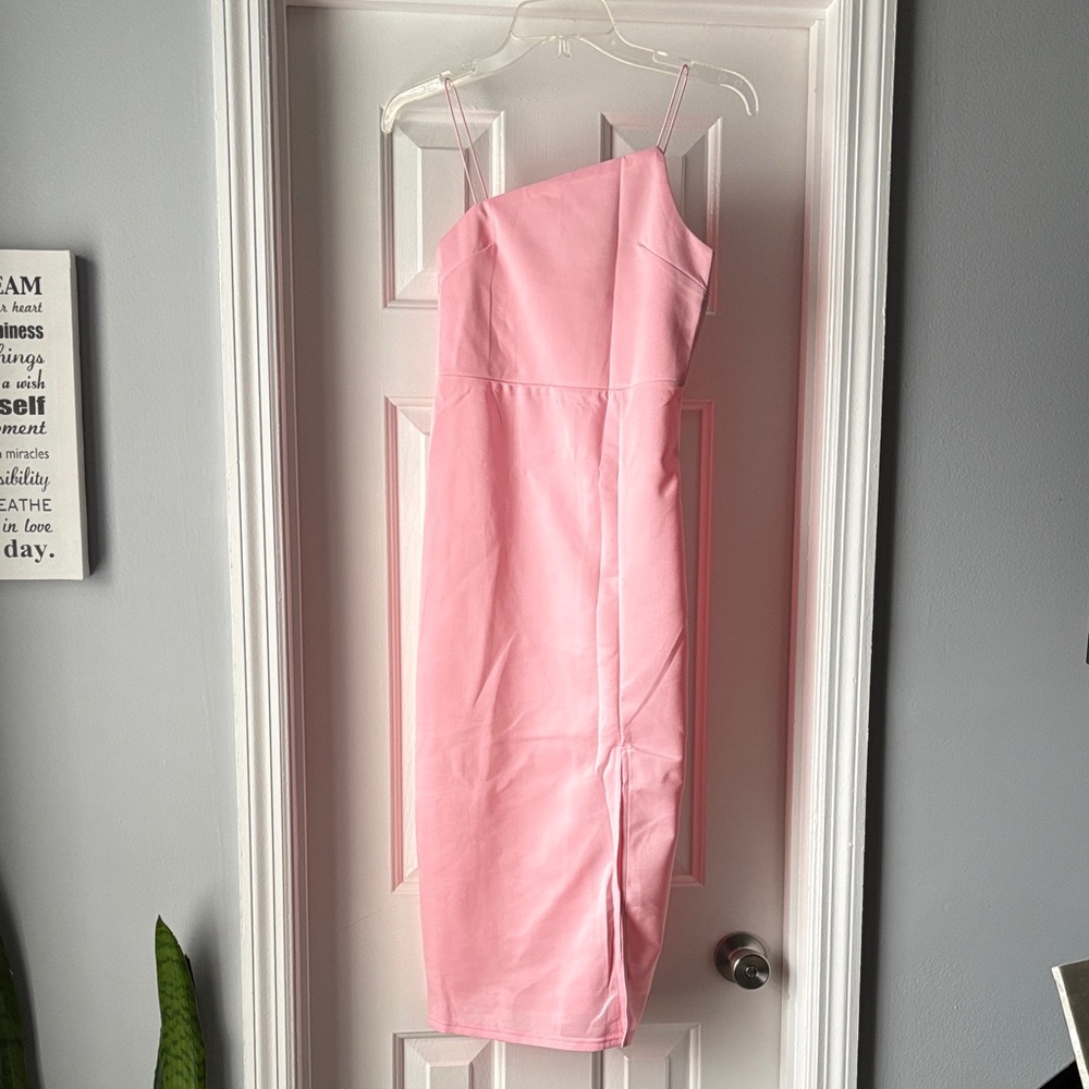 Elegant Pink Midi Dress